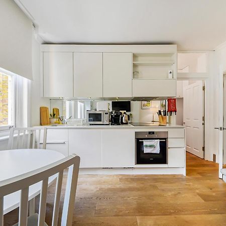 Modern One Bedroom In Fitzrovia, Central London Exterior foto